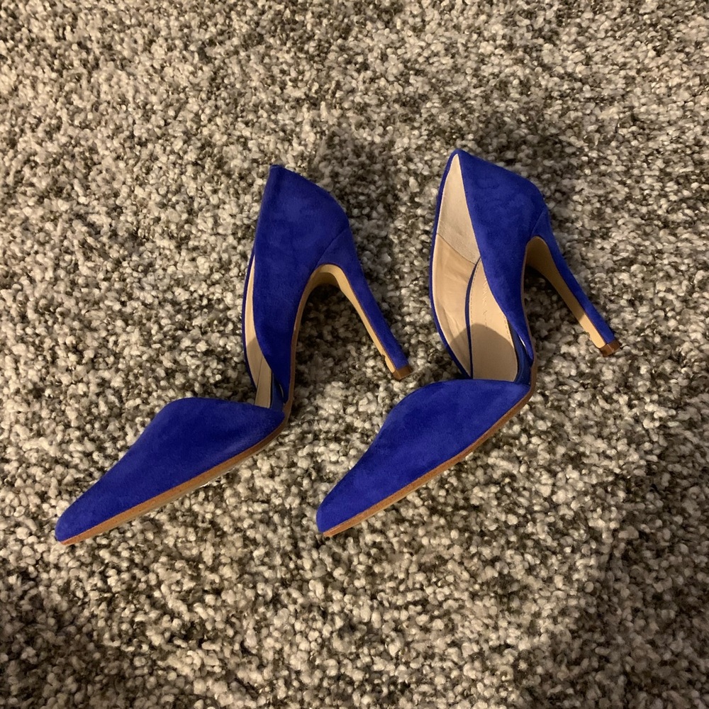 Banana Republic - Dorsay blue Suede pumps